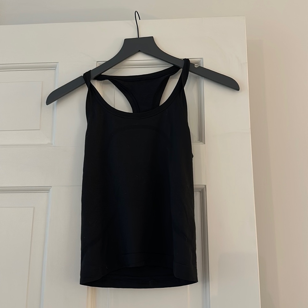Lululemon black swiftly tank top